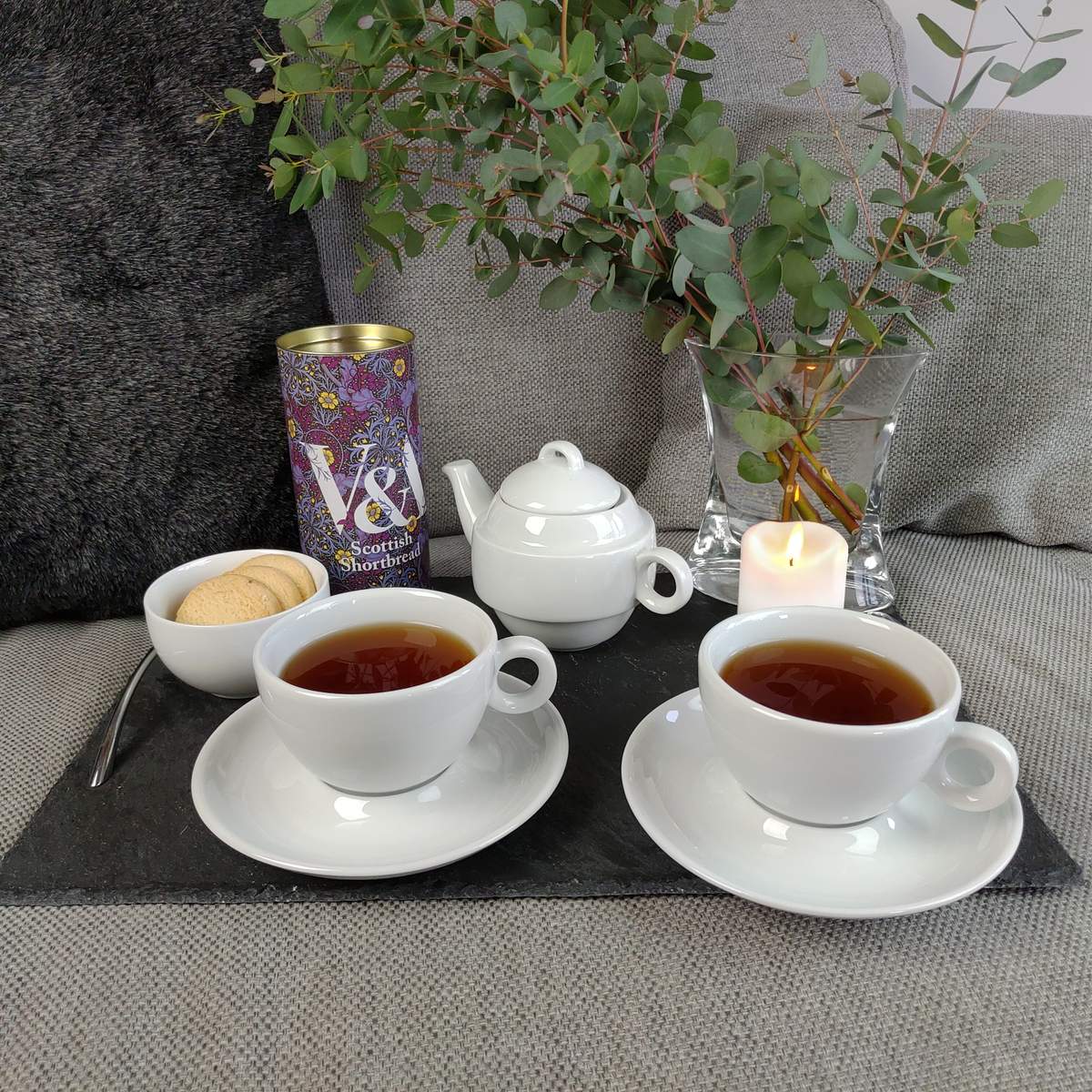 Lot De 2 Tasses En Porcelaine Blanche – Marque Berry, Occasion